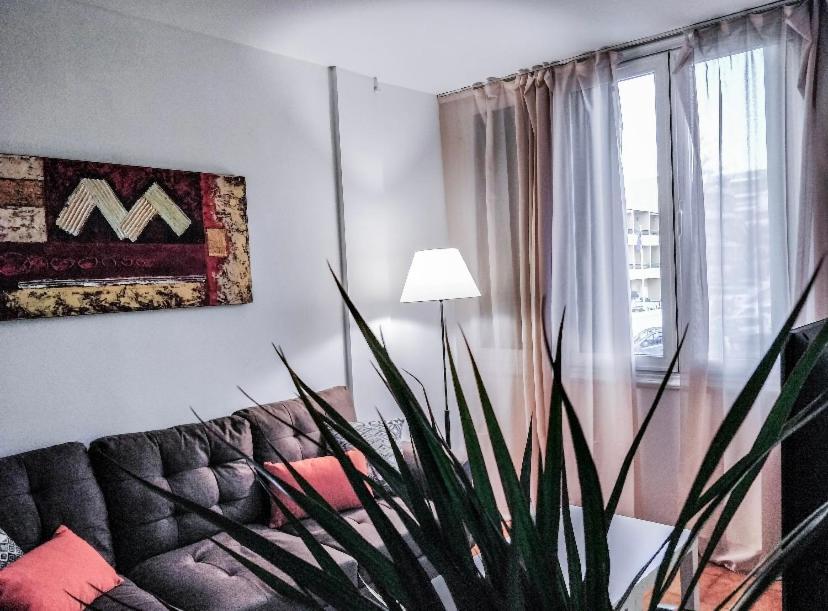 Lovely 2 Bedroom Apartment Near Las Vistas Beach Adults Only! Playa de las Américas Kültér fotó